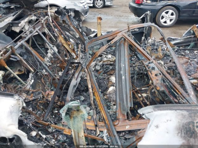 2011 JAGUAR XJ SAJWA2GB6BLV12651 Photo 7