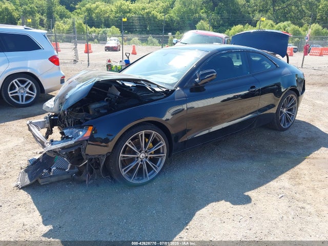 2010 AUDI A5 WAULFAFR9AA004404 Photo 1