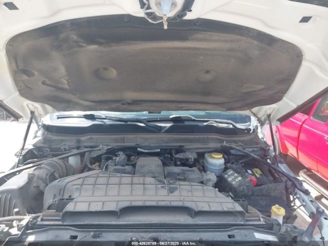 3C6UR5DL6KG574181 RAM 2019