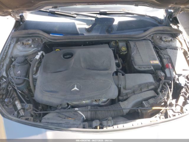 2014 MERCEDES-BENZ CLA 250 WDDSJ4EB7EN046724 Photo 9