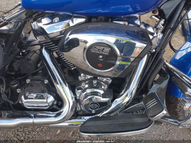 2024 HARLEY-DAVIDSON FLHX 1HD1KB71XRB640077 Photo 7