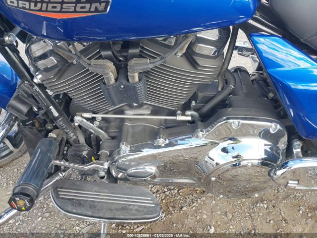 2024 HARLEY-DAVIDSON FLHX 1HD1KB71XRB640077 Photo 8