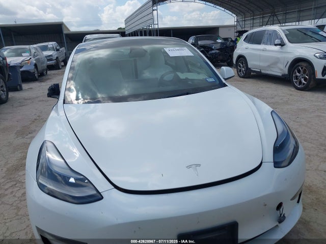 Tesla MODEL 3 2022 5YJ3E1EB9NF239084 Image 12