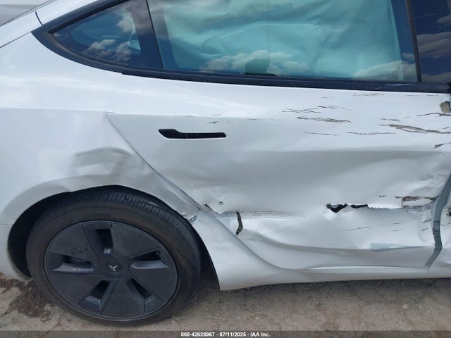 Tesla MODEL 3 2022 5YJ3E1EB9NF239084 Image 6