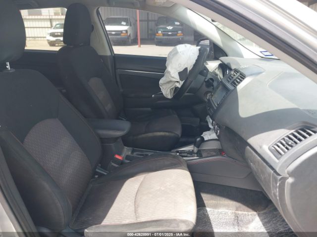 2019 MITSUBISHI OUTLANDER SPORT JA4AP3AU1KU003109 Photo 4