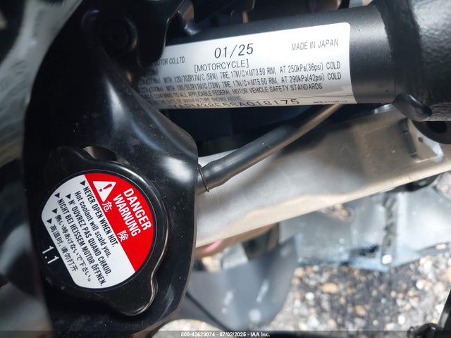Yamaha Yzf-r7 2025 JYARM38E5SA018175 Image 10