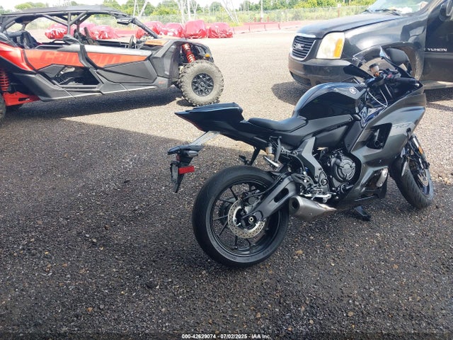 Yamaha Yzf-r7 2025 JYARM38E5SA018175 Image 4