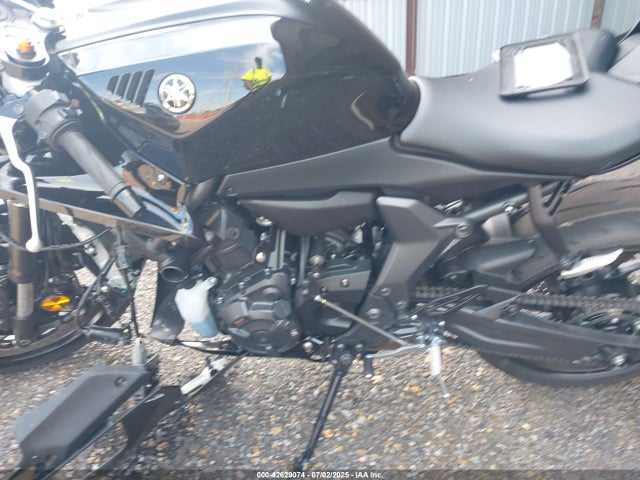 Yamaha Yzf-r7 2025 JYARM38E5SA018175 Image 9