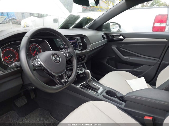 Volkswagen 1.4 tsi 2019 3VWC57BU7KM184339 Image 17