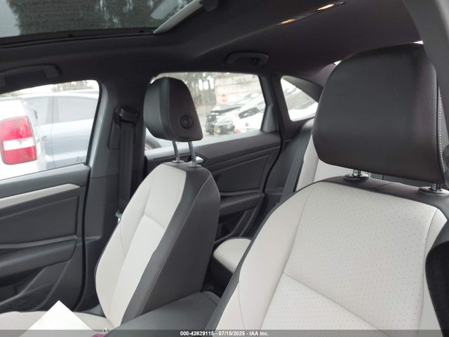 Volkswagen 1.4 tsi 2019 3VWC57BU7KM184339 Image 18