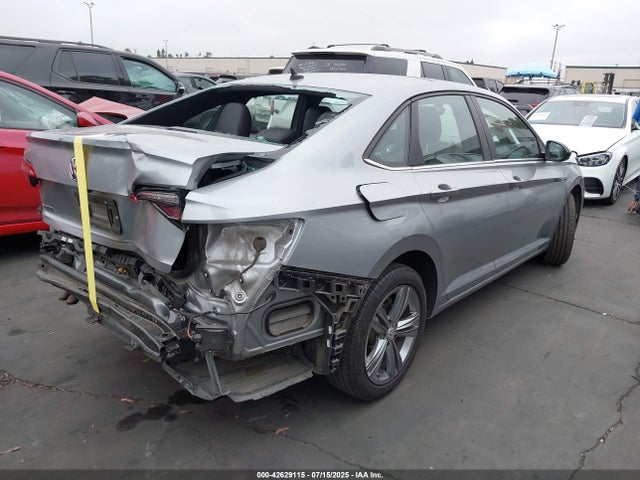 Volkswagen 1.4 tsi 2019 3VWC57BU7KM184339 Image 4