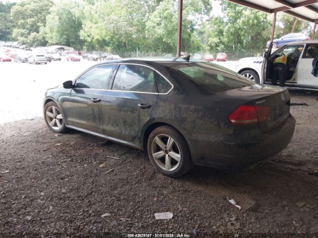 2013 VOLKSWAGEN PASSAT 1VWBH7A38DC028231 Photo 2