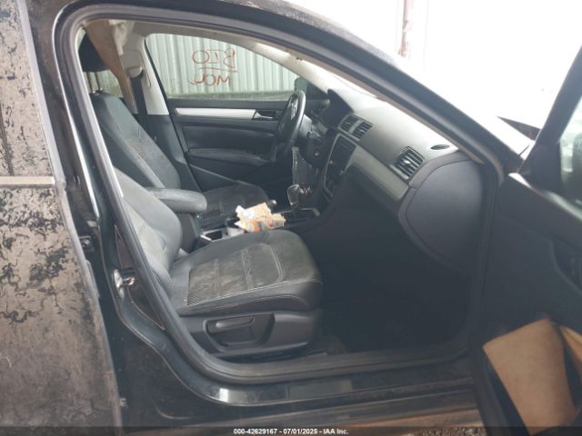 2013 VOLKSWAGEN PASSAT 1VWBH7A38DC028231 Photo 4