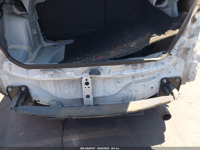 3MYDLBYV3HY174555 Toyota p5v