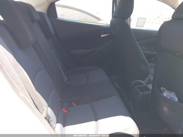 3MYDLBYV3HY174555 Toyota p5v