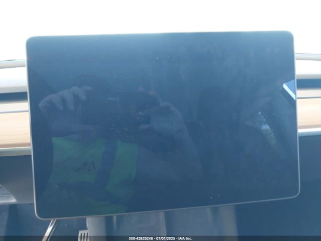 2021 TESLA MODEL Y 5YJYGDEE5MF208053 Photo 6