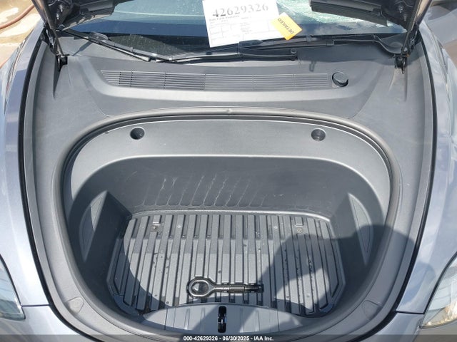 5YJ3E1EA3PF696046 Tesla MODEL 3