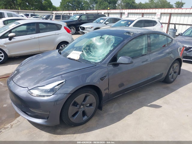 5YJ3E1EA3PF696046 Tesla MODEL 3