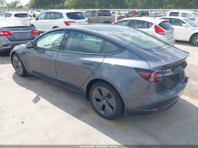 5YJ3E1EA3PF696046 Tesla MODEL 3