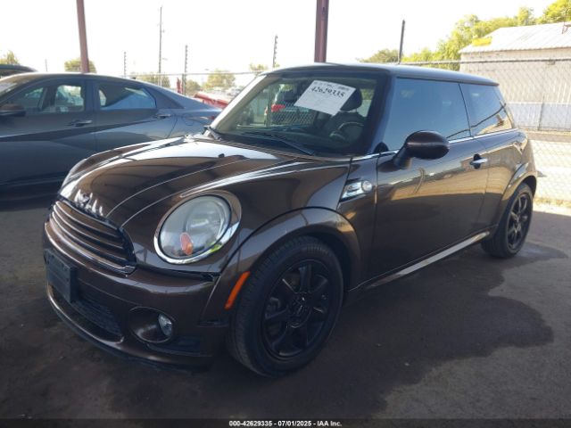 2011 MINI COOPER WMWSU3C52BT093348 Photo 1