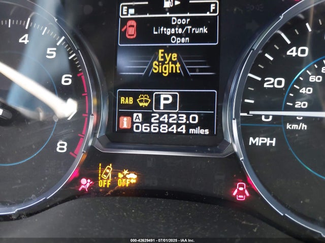 Subaru naturally aspirated u5 2018 JF2SJARC6JH604083 Image 15