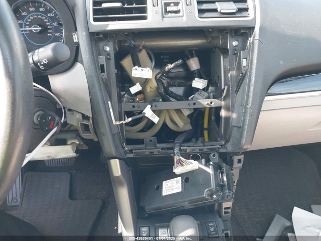 Subaru naturally aspirated u5 2018 JF2SJARC6JH604083 Image 6