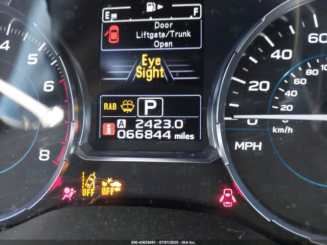 Subaru naturally aspirated u5 2018 JF2SJARC6JH604083 Image 7