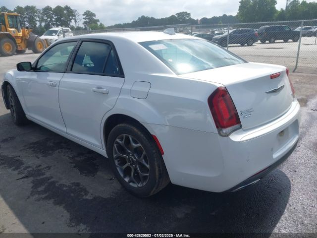 2015 CHRYSLER 300 2C3CCAGG8FH846267 Photo 2