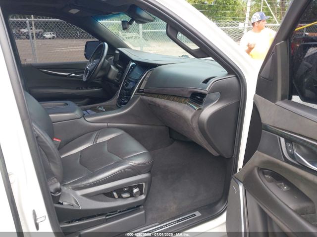 2019 CADILLAC ESCALADE ESV 1GYS4KKJ2KR104688 Photo 4