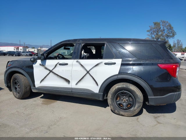 1FM5K8AW7MNA01538 Ford 2021