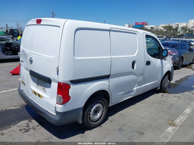 Nissan 2017 2017 3N6CM0KN6HK690364 Image 4