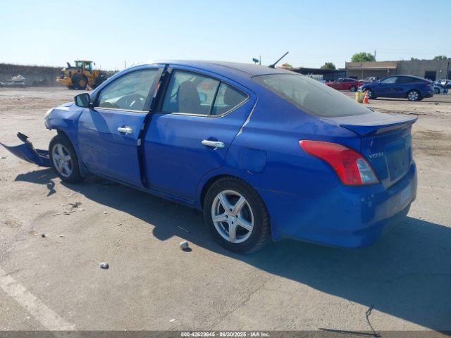 2015 NISSAN VERSA 3N1CN7AP7FL815863 Photo 2