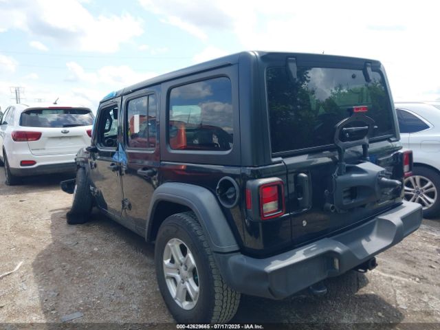 2018 JEEP WRANGLER UNLIMITED 1C4HJXDG2JW238155 Photo 2