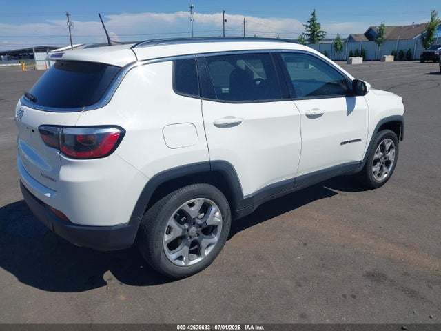 Jeep Compass 2018 3C4NJDCB2JT442502 Image 14
