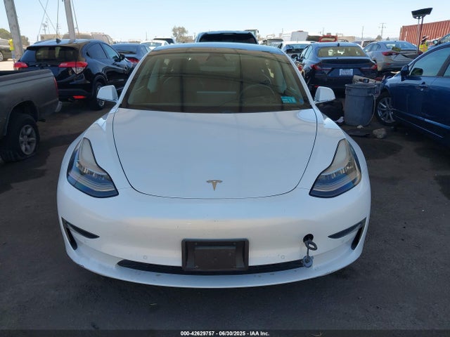 Tesla 2018 2018 5YJ3E1EB9JF085339 Image 13