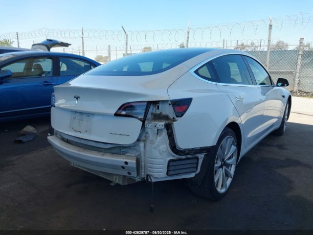 2018 TESLA MODEL 3 5YJ3E1EB9JF085339 Photo 3