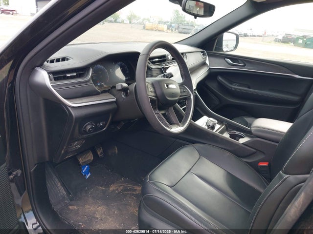 1C4RJKBG0R8572260 Jeep GRAND CHEROKEE L