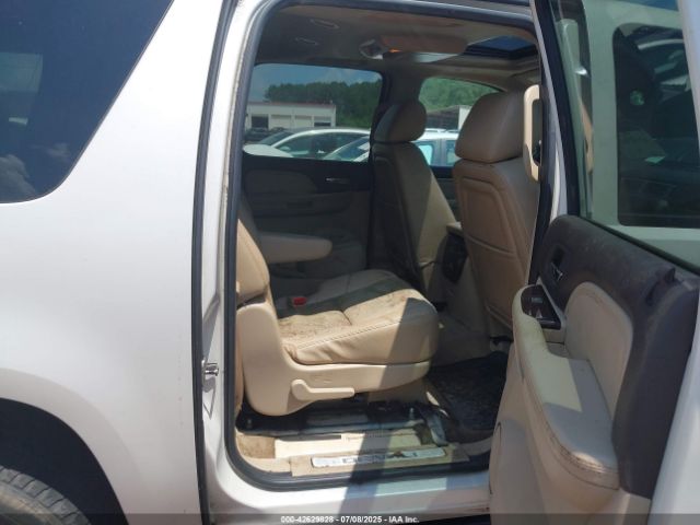 2011 GMC YUKON XL 1500 1GKS1MEF8BR263995 Photo 7