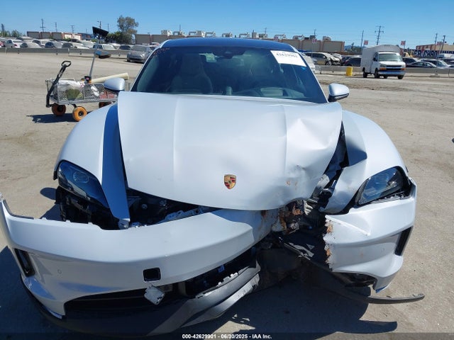 Porsche Taycan 2025 WP0AA2Y10SSA08247 Image 12