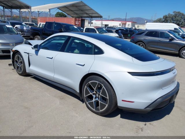 2025 PORSCHE TAYCAN WP0AA2Y10SSA08247 Photo 2