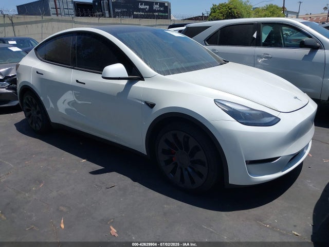 2025 TESLA MODEL Y 7SAYGDEF5SF312843 Photo 0