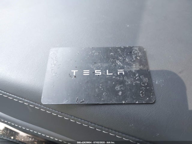 2025 TESLA MODEL Y 7SAYGDEF5SF312843 Photo 10