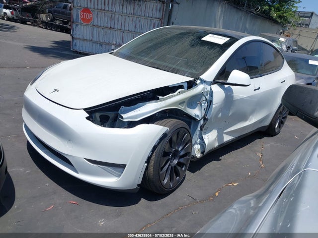 2025 TESLA MODEL Y 7SAYGDEF5SF312843 Photo 1