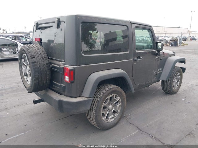 1C4AJWAG1JL818112 Jeep WRANGLER JK