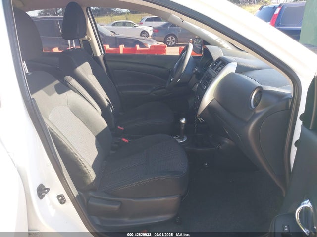 3N1CN7AP4JK395476 Nissan 2018