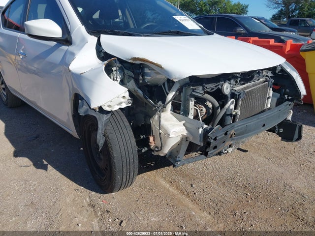 3N1CN7AP4JK395476 Nissan 2018