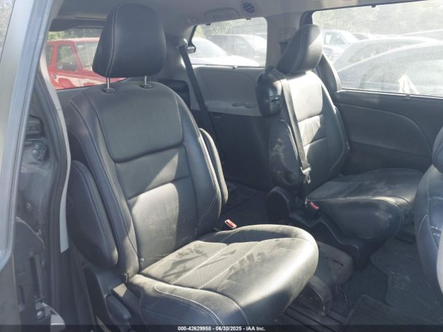 5TDXK3DC3FS684448 Toyota 2gr-fks