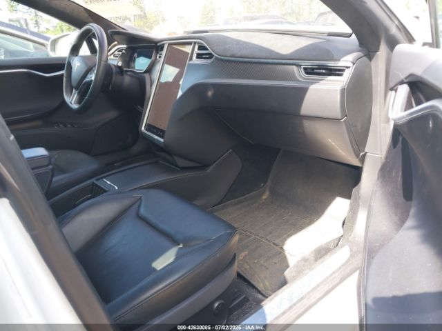 2016 TESLA MODEL S 5YJSA1E22GF155747 Photo 4