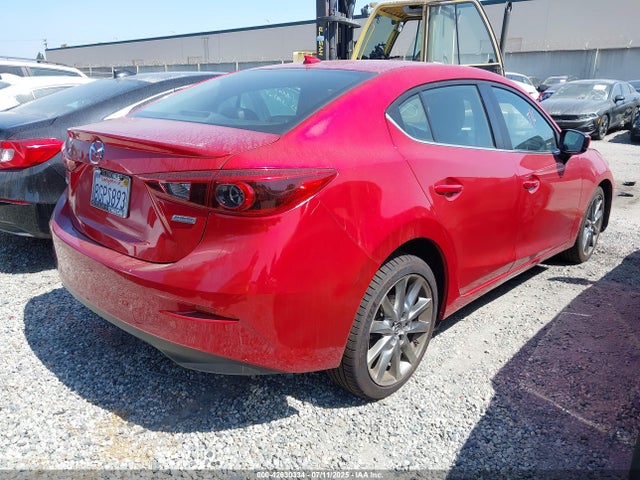 3MZBN1W32JM240325 Mazda py
