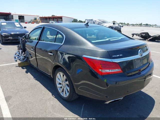 1G4GB5G3XEF279768 Buick lfx